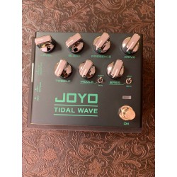 JOYO R30 TIDAL WAVE ( Bass Preamp )  The iconic Bass tone of the 90s