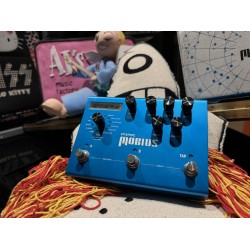 Strymon Mobius  Multi Modulation Machine Pedal ( Stock Real NO Virtual)