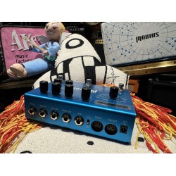 Strymon Mobius  Multi Modulation Machine Pedal ( Stock Real NO Virtual)