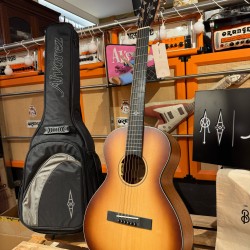 ALVAREZ GUITARS DELTA DELITE ARTIST BLUES ELECTRIFICADA SHADOWBURST