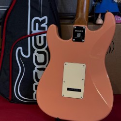 Mooer Guitars MSC10 ELITE HSS FLAMINGO PINK 2025