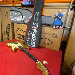 Mooer Guitars MSC10 ELITE HSS GOLD 2025