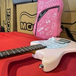 Mooer Guitars MLT10 (Travel/ Short Scale) CANDY PINK 2025 Super Light 2,5Kg