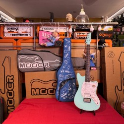 Mooer Guitars MLT10( Travel/ Short Scale ) CANDY BLUE 2025 Super Light 2,5Kg
