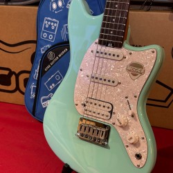 Mooer Guitars MLT10( Travel/ Short Scale ) CANDY BLUE 2025 Super Light 2,5Kg