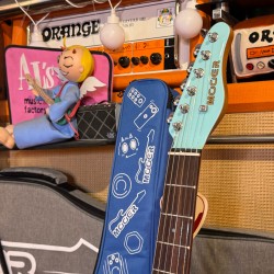 Mooer Guitars MLT10( Travel/ Short Scale ) CANDY BLUE 2025 Super Light 2,5Kg