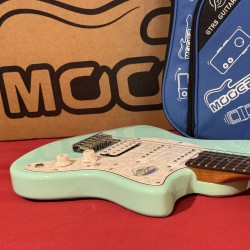 Mooer Guitars MLT10( Travel/ Short Scale ) CANDY BLUE 2025 Super Light 2,5Kg
