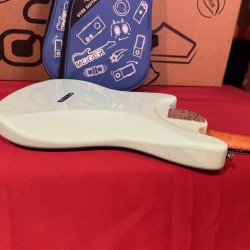 Mooer Guitars MLT10( Travel/ Short Scale ) CANDY BLUE 2025 Super Light 2,5Kg