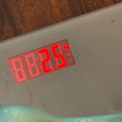 Mooer Guitars MLT10( Travel/ Short Scale ) CANDY BLUE 2025 Super Light 2,5Kg