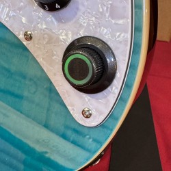 Mooer Guitars GTRS SL810 BLUE BURST 2025 Curly Maple Top