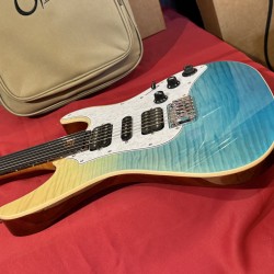 Mooer Guitars GTRS SL810 BLUE BURST 2025 Curly Maple Top