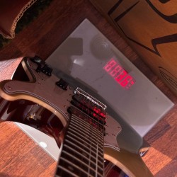 Mooer Guitars GTRS SL810 BLUE BURST 2025 Curly Maple Top