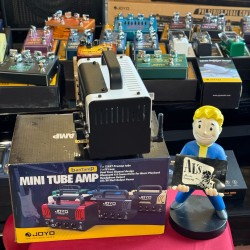 JOYO BANTAMP VIVO (FENDER TWEED) AMPLIFICADOR  CON BLUETOOTH CON VALVULA 12AX7