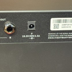 MOOER F40i BLACK  INTELLIGENT AMP (Guitar Bass Voice) Interface