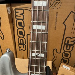 Mooer MBJ412 Bass Dark Silver 4 Cuerdas