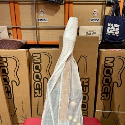 MOOER GUITARS MSC 10 PRO BLACK Tortoise  Pickguard HSS W/ Bag HSS  (Stock REAL NO Virtual)