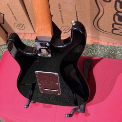 MOOER GUITARS MSC 10 PRO BLACK Tortoise  Pickguard HSS W/ Bag HSS  (Stock REAL NO Virtual)