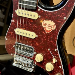 MOOER GUITARS MSC 10 PRO BLACK Tortoise  Pickguard HSS W/ Bag HSS  (Stock REAL NO Virtual)
