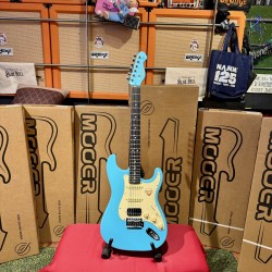 MOOER GUITARS MSC 10 PRO DAPHNE BLUE HSS W/ Bag (Stock REAL NO Virtual)