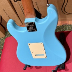 MOOER GUITARS MSC 10 PRO DAPHNE BLUE HSS W/ Bag (Stock REAL NO Virtual)