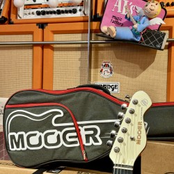 MOOER GUITARS MSC 10 PRO VINTAGE WHITE  HSS W/ Bag (Stock REAL NO Virtual)