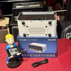 MOOER F15 Li Intelligent Amp SNOWFALL WHITE