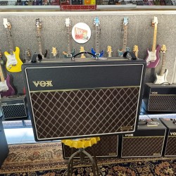 VOX AMPLIFICATION HWR2 2x12” G12H Greenbacks Hand Wired