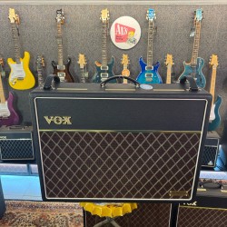 VOX AMPLIFICATION HWR2 2x12” G12H Greenbacks Hand Wired
