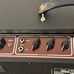 VOX AMPLIFICATION  AC30 HAND WIRED  HWRH STACK  BAFLE GUIT V212HWRX 2x12”ALNICO BLUE SUPER EXCLUSIVE