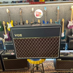 VOX AMPLIFICATION  AC30 HAND WIRED  HWRH STACK  BAFLE GUIT V212HWRX 2x12”ALNICO BLUE SUPER EXCLUSIVE