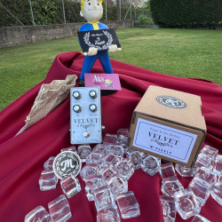 M PEDALS VELVET TAPE ECHO