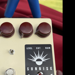 LUXURY TONE FX SUNRISE VINTAGE OVERDRIVE DISTORSION