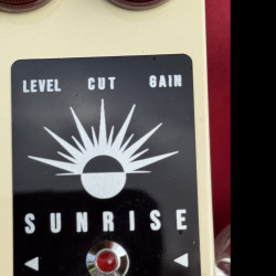 LUXURY TONE FX SUNRISE VINTAGE OVERDRIVE DISTORSION