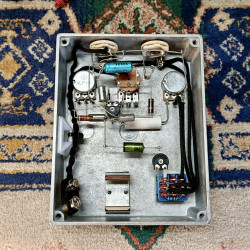 LUXURY TONE FX BLACK BENDER Handcrafted VINTAGE FUZZ MACHINE