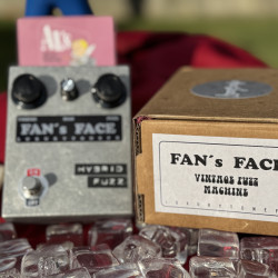 LUXURY TONE FX FAN’s FACE VINTAGE FUZZ MACHINE ( Hand Wired)