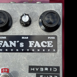 LUXURY TONE FX FAN’s FACE VINTAGE FUZZ MACHINE ( Hand Wired)