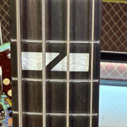 Bajo Electrico  4 Cuerdas Mooer MBJ412 BASS DARK 4 Strings