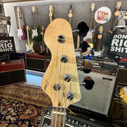 Bajo Vintage Guitars LVJ74 Pro Guitars UNIQUE JAZZ BASS Fretless 2026 Sunburst Gaucher/Zurdo Exclusive Al’s Music Factory